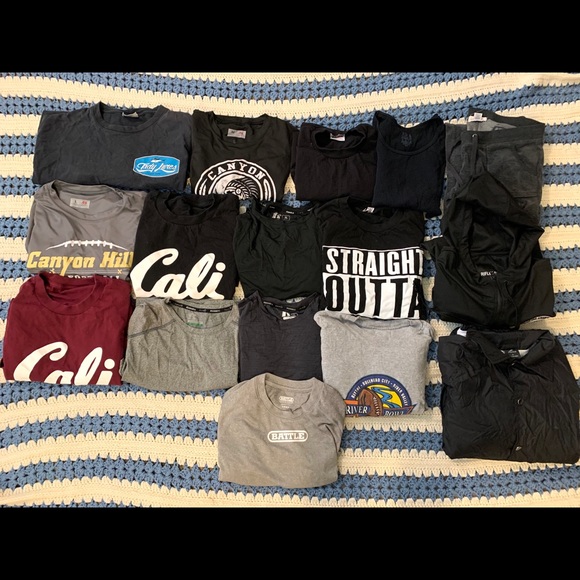 Other - Set 16 Men’s Items. T-shirt, Windbreaker, Hoodie